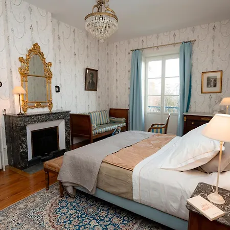 Domaine De Montclair Bed and Breakfast Pommiers (Rhone)